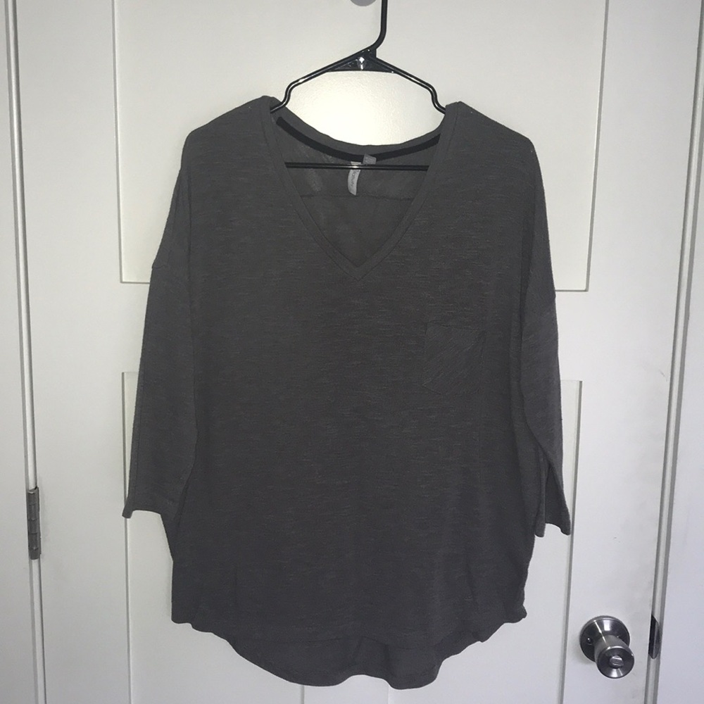 3/4 sleeve shirt
